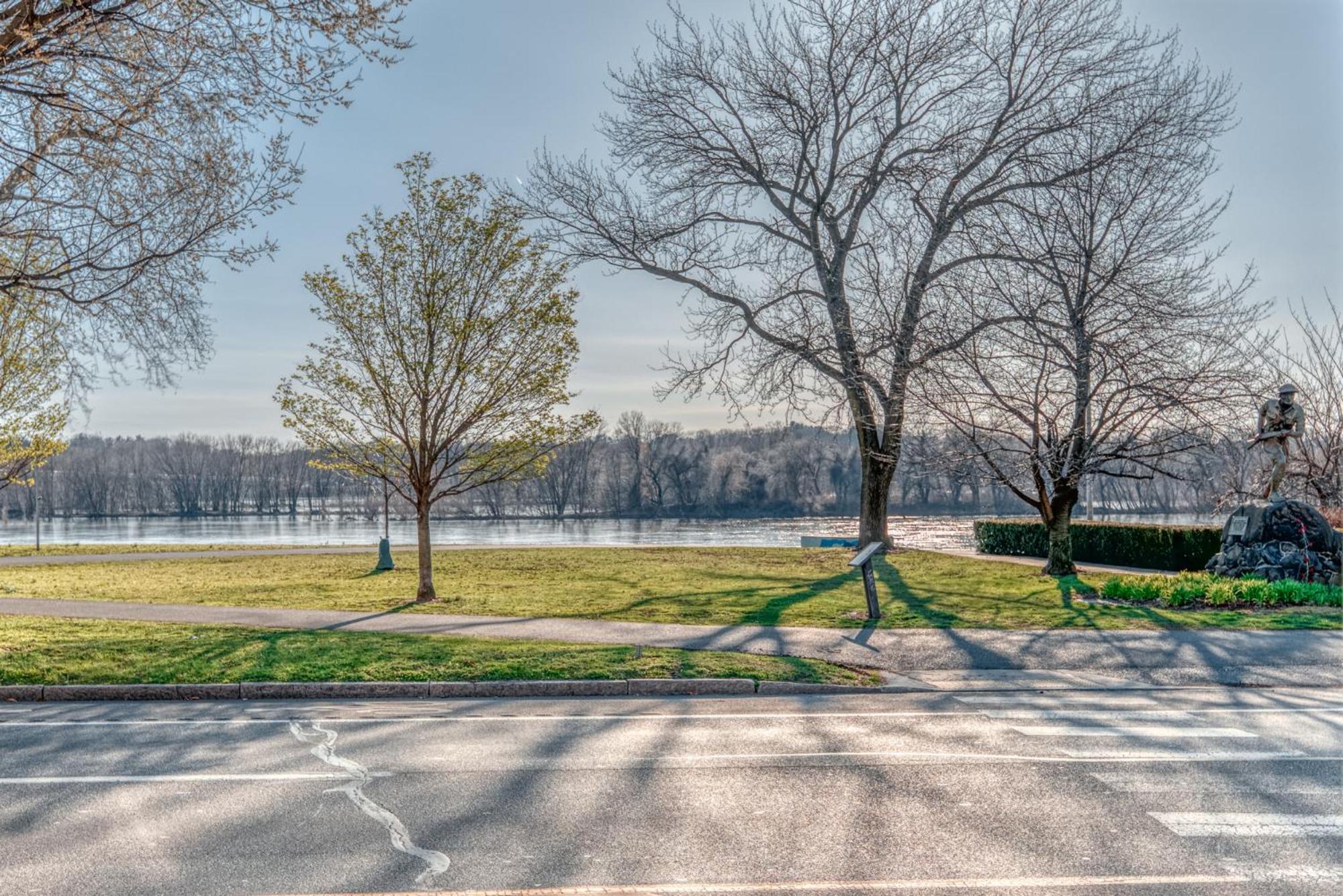 Burgbnb Riverfront Гаррісберг Екстер'єр фото